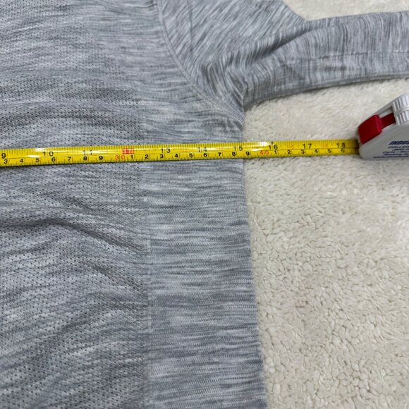 Athleta Womens Heather Gray LS Top Athletic Casual, Size S - Picture 9 of 9